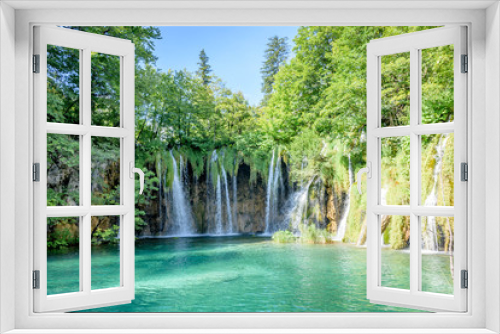 Fototapeta Naklejka Na Ścianę Okno 3D - Mountain Waterfall