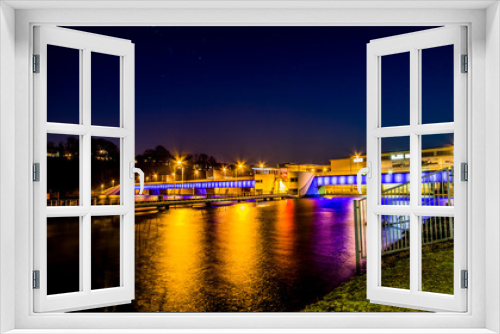 Fototapeta Naklejka Na Ścianę Okno 3D - Baldeneysee bei Nacht Wehr