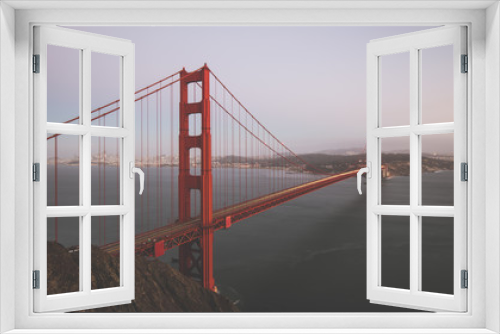 Fototapeta Naklejka Na Ścianę Okno 3D - Golden Gate Bridge in twilight, San Francisco, California, USA
