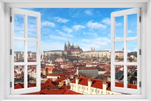 Fototapeta Naklejka Na Ścianę Okno 3D - Vista di prega città