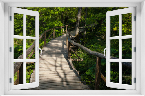 Fototapeta Naklejka Na Ścianę Okno 3D - Wooden Walkway in Plitvice Lake National Park, Croatia
