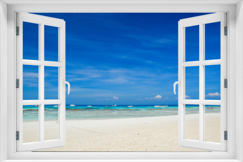 Fototapeta Naklejka Na Ścianę Okno 3D - Tropical beach Sea Sand sky and summer day
