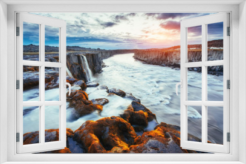 Fototapeta Naklejka Na Ścianę Okno 3D - Fantastic views of Selfoss waterfall in the national park Vatnaj