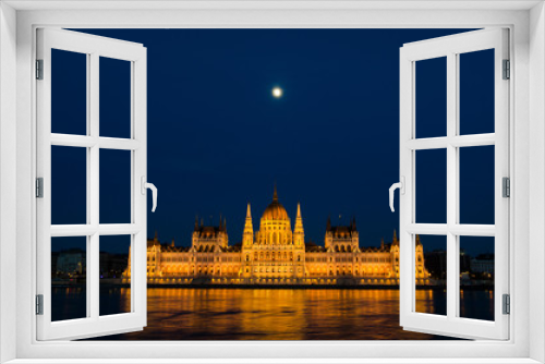 Night view on the Parliament Building in Budapest