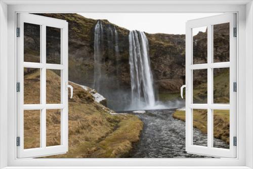 Fototapeta Naklejka Na Ścianę Okno 3D - Cascade d'eau en Islande