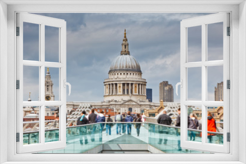 Fototapeta Naklejka Na Ścianę Okno 3D - St Paul's Cathedral in London