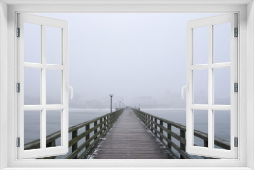Fototapeta Naklejka Na Ścianę Okno 3D - Steg im Nebel