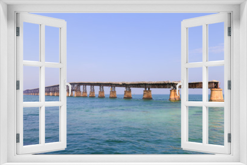Fototapeta Naklejka Na Ścianę Okno 3D - Old Bahia Honda Bridge