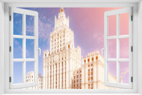 Fototapeta Naklejka Na Ścianę Okno 3D - Red Gate Building in Moscow