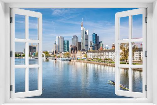 Fototapeta Naklejka Na Ścianę Okno 3D - Skyline von Frankfurt am Main und Ruderboot, Deutschland