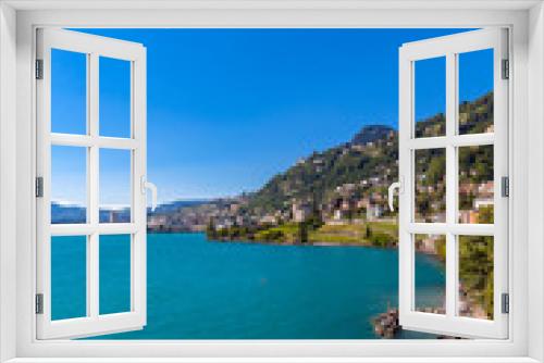 Fototapeta Naklejka Na Ścianę Okno 3D - Beautiful view of Geneva lake and Montreux
