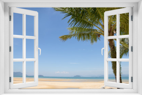Fototapeta Naklejka Na Ścianę Okno 3D - Relaxing scene, tropical beach with coconut palm tree