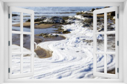 Fototapeta Naklejka Na Ścianę Okno 3D - Winter seaside scenery