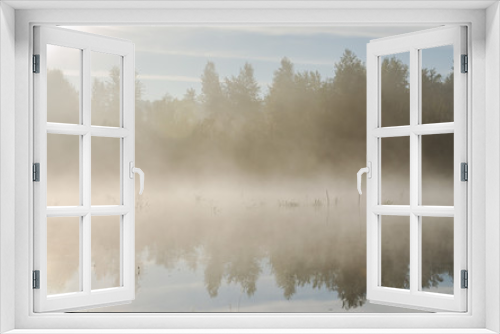 Fototapeta Naklejka Na Ścianę Okno 3D - Mist over the lake