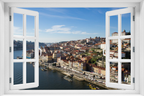 Fototapeta Naklejka Na Ścianę Okno 3D - city view of Porto