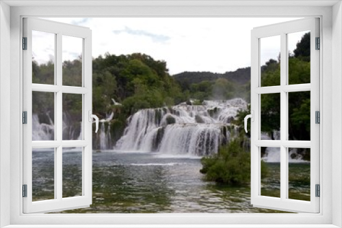 Fototapeta Naklejka Na Ścianę Okno 3D - Wasserfälle von Krk