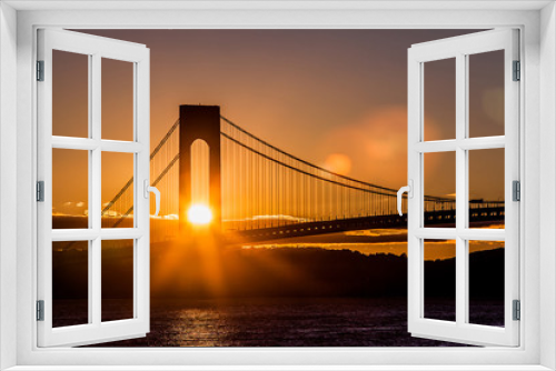 Fototapeta Naklejka Na Ścianę Okno 3D - Sunset at the bridge in New York