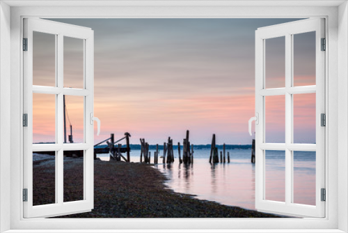 Fototapeta Naklejka Na Ścianę Okno 3D - Sunset Coastal Seascape / Prudence Island Ferry Landing at sunset.