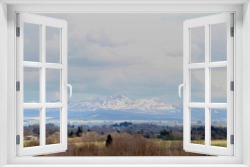 Fototapeta Naklejka Na Ścianę Okno 3D - Paysage sur l'Auvergne.