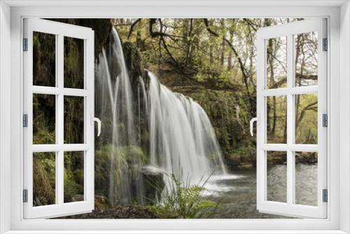 Fototapeta Naklejka Na Ścianę Okno 3D - Ystradfelte waterfall Brecon Beacons Wales