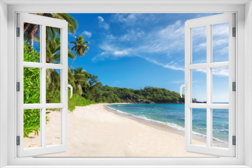 Fototapeta Naklejka Na Ścianę Okno 3D - Exotic sandy beach.