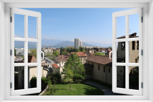 Vue sur la ville de Grenoble et de ses environs