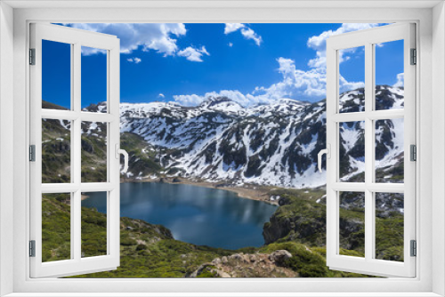 Fototapeta Naklejka Na Ścianę Okno 3D - Lagos de Somiedo en Asturias