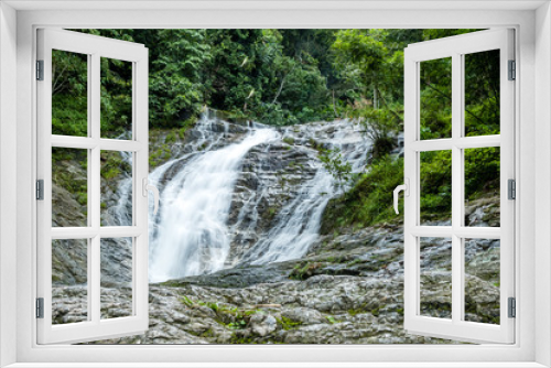 Fototapeta Naklejka Na Ścianę Okno 3D - waterfall in cameron highland Malaysia