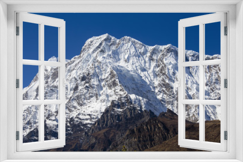 Fototapeta Naklejka Na Ścianę Okno 3D - Majestic mountain peaks in Himalayas mountains in Nepal