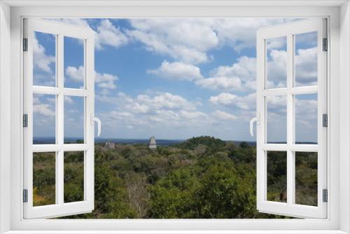 Fototapeta Naklejka Na Ścianę Okno 3D - Forest, landscape in Guatemala, Yaxha
