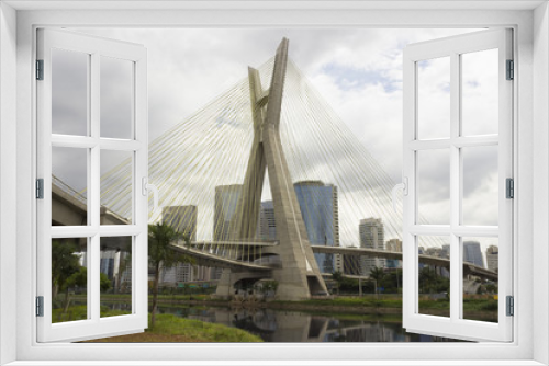 Fototapeta Naklejka Na Ścianę Okno 3D - Marginal Pinheiros, Pinheiros river, Estaiada bridge - Sao Paulo, Brazil