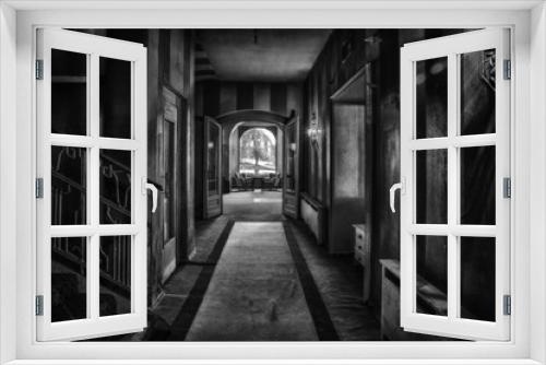 Fototapeta Naklejka Na Ścianę Okno 3D - Verlassenes Geisterhotel 