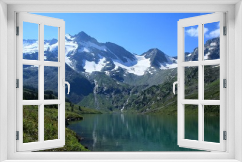Fototapeta Naklejka Na Ścianę Okno 3D - Lake in the Altai Mountains