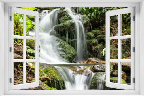 Fototapeta Naklejka Na Ścianę Okno 3D - Hamama Falls Stream