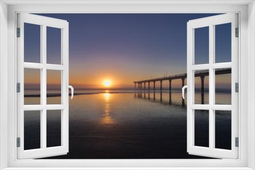 Fototapeta Naklejka Na Ścianę Okno 3D - Sunrise at New Brighton in Christchurch, New Zealand
