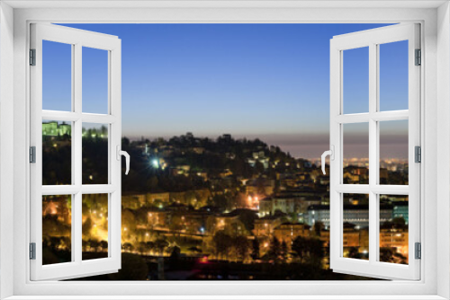 Fototapeta Naklejka Na Ścianę Okno 3D - Panoramic at dawn on high city in Bergamo