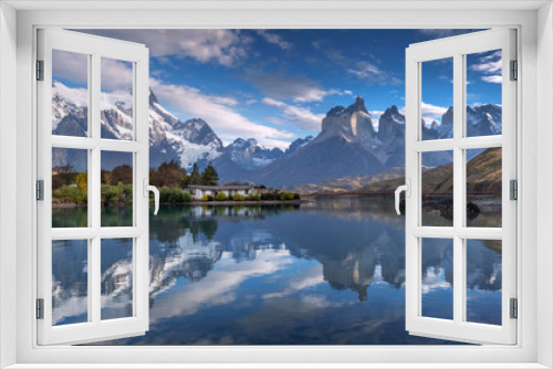 Fototapeta Naklejka Na Ścianę Okno 3D - Pehoe lake, Torres del Paine National Park, Chile
