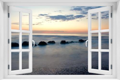 Fototapeta Naklejka Na Ścianę Okno 3D - Beautiful sunrise at the sea
