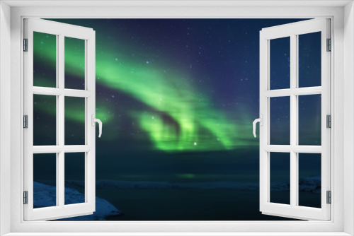 Fototapeta Naklejka Na Ścianę Okno 3D - Northern lights. Aurora borealis nature landscape at night