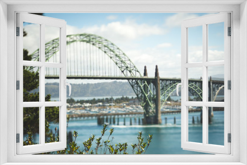 Fototapeta Naklejka Na Ścianę Okno 3D - Arch Bridge Over River