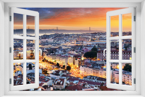 Fototapeta Naklejka Na Ścianę Okno 3D - Lisbon historic city at sunset, Portugal
