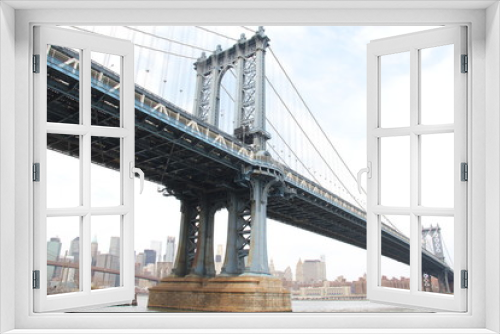 Fototapeta Naklejka Na Ścianę Okno 3D - New York Manhattan Bridge from below