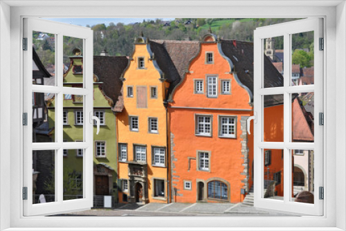 Fototapeta Naklejka Na Ścianę Okno 3D - Three beautiful colorful old building on the market square of Schwabisch Hall, Baden-Wurttemberg, Germany.