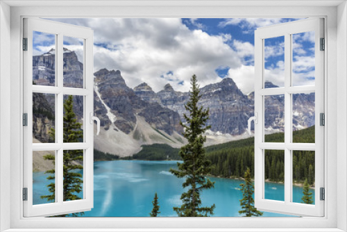 Fototapeta Naklejka Na Ścianę Okno 3D - Lake mountains trees landscape at Lake Moraine, Canada