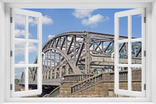Fototapeta Naklejka Na Ścianę Okno 3D - Hamburg: Blick auf die Norderelbbrücke im Freihafen