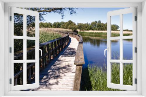 Fototapeta Naklejka Na Ścianę Okno 3D - Puente de madera
