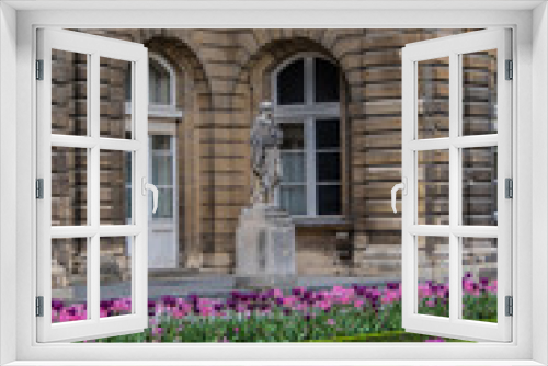 Fototapeta Naklejka Na Ścianę Okno 3D - Ancient statues and flowers in Luxembourg Garden. Paris. France.