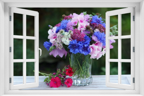 Fototapeta Naklejka Na Ścianę Okno 3D - Sommerlicher Blumenstrauss mit Kornblumen,Phlox,Mohn und Scharfgabe