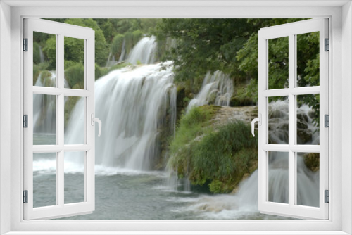 Fototapeta Naklejka Na Ścianę Okno 3D - Wassernebel