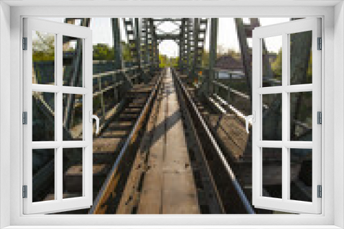 Fototapeta Naklejka Na Ścianę Okno 3D - Railroad iron bridge